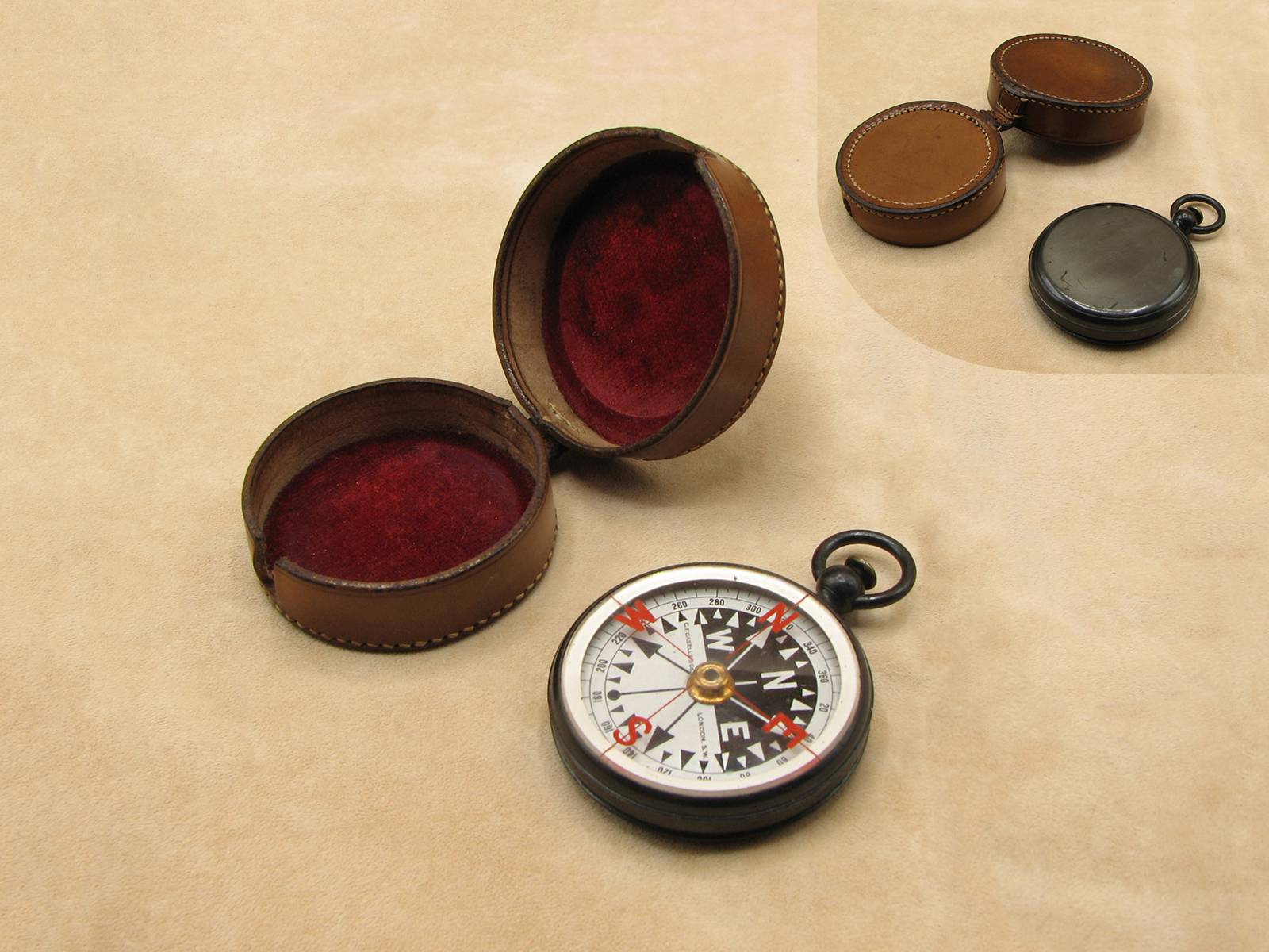 Casella Edwardian pocket compass in leather case circa 1910 